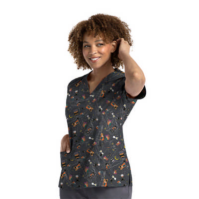 PRINTS - PRINTED CURVED V - NECK TOP - 4XL-5XL