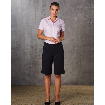 Women's Knee Length Flexi Waist Shorts in Poly/Viscose Stretch